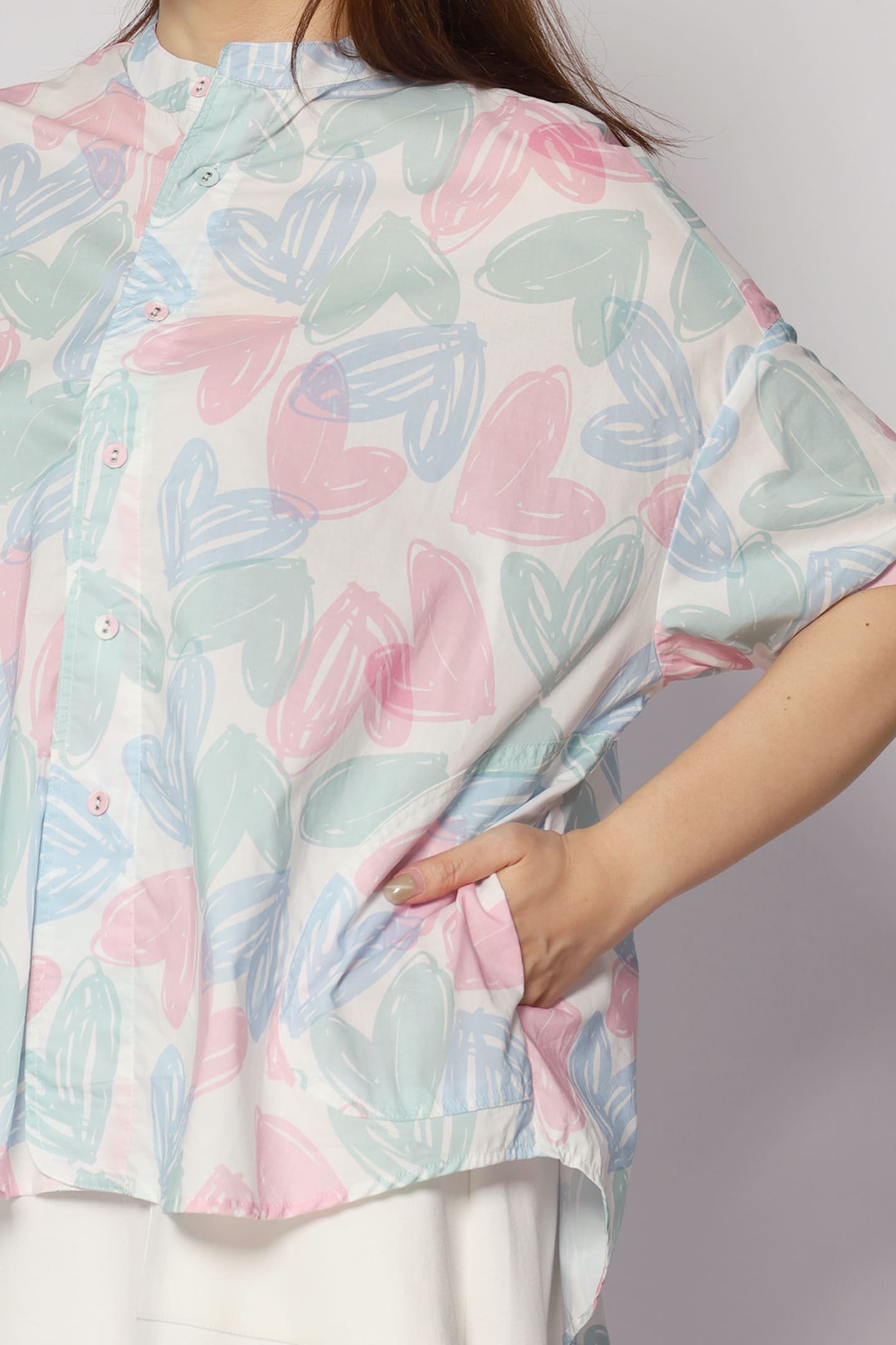 Liam Top in Pastel Hearts - Image 8