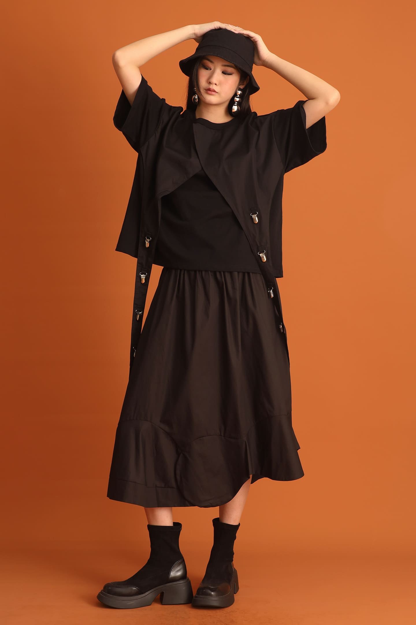 CHOSEN - Haerin Clip Top in Black