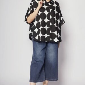 Kasey Top in B/W Circles